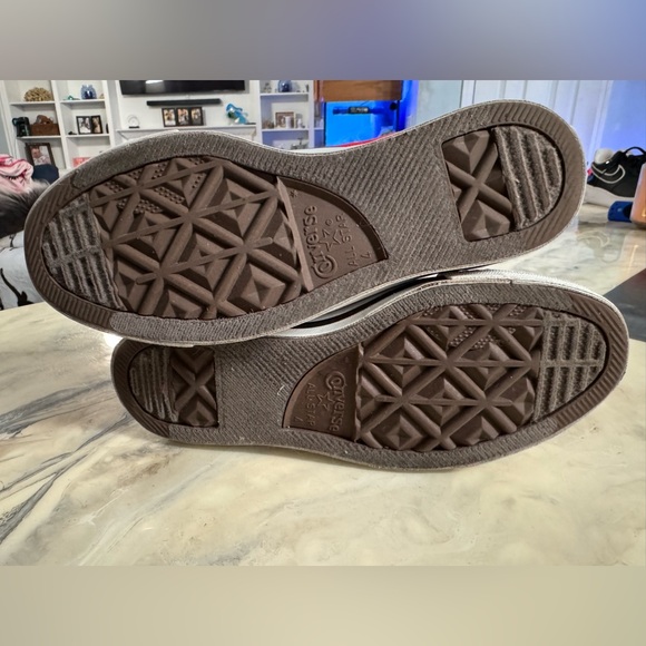 Red Converse Chuck Taylors All-Star Low Top Canvas Sneakers Unisex M(4) F(6) - Picture 8 of 16